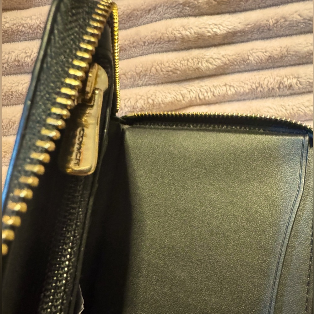 Coach Dempsey Large Phone Wallet In Signature Canvas With Souvenir Skyline Apple - Picture 8 of 10